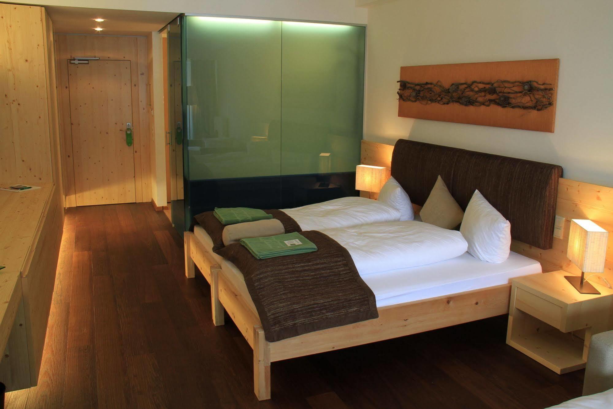 Spa Hotel Zedern Klang Хопфгартен-ин-Деферегген Экстерьер фото